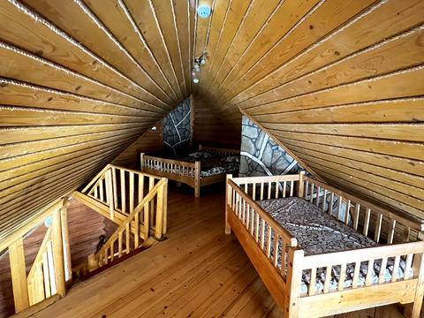 комерційна за адресою Січових стрільців, 17