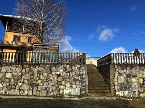 комерційна за адресою Січових стрільців, 17