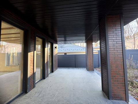 дом по адресу Евгения Коновальца ул.