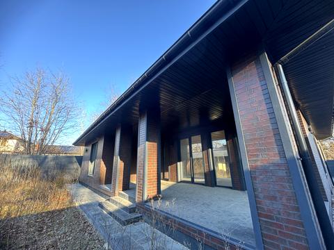 дом по адресу Евгения Коновальца ул.