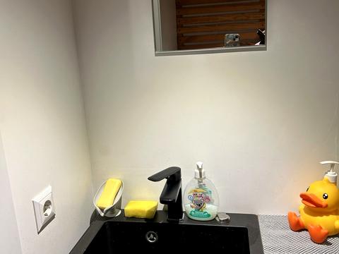 комерційна за адресою Михайла Максимовича вул. (Онуфрія Трутенка), 3-Д