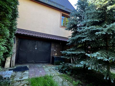 будинок за адресою Яблунева