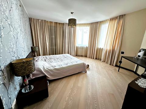 квартира за адресою Яни Червоної вул., 11а