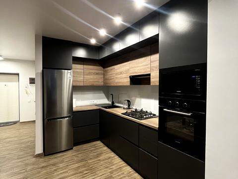 квартира по адресу Співдружності ул., 1