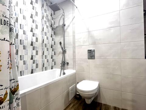 квартира по адресу Співдружності ул., 1