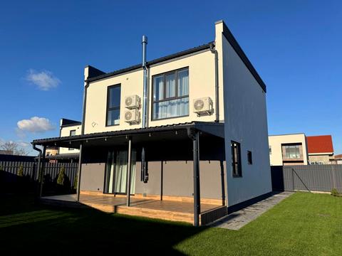 будинок за адресою Виноградна вул., 2