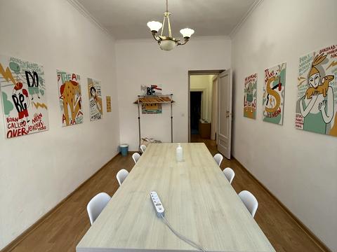 комерційна за адресою Хрещатик вул. (Kreschatic), 21