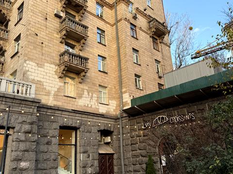 комерційна за адресою Хрещатик вул. (Kreschatic), 21