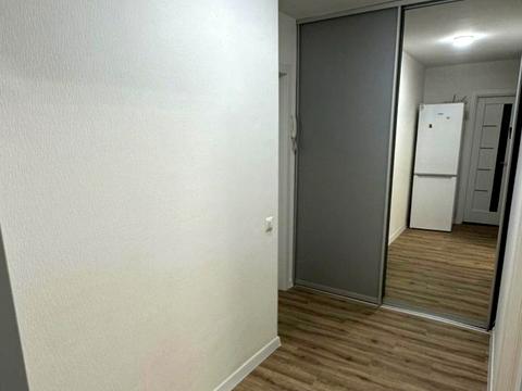 квартира за адресою Ревуцького вул., 15