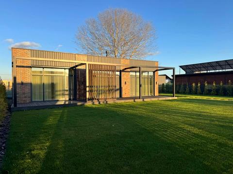 будинок за адресою Польова