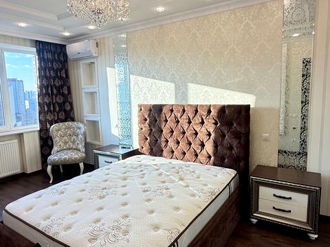 квартира за адресою Ревуцького вул., 9