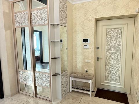 квартира за адресою Ревуцького вул., 9