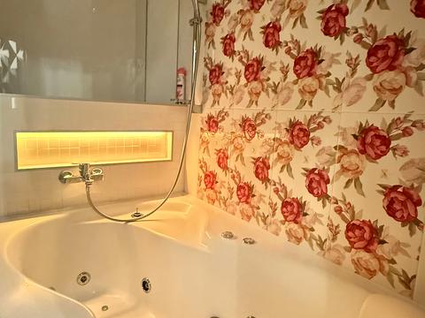 квартира за адресою Ревуцького вул., 9