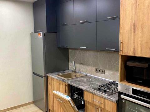 квартира за адресою Домбровського вул., 3б, к.4-7