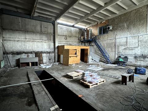 комерційна за адресою Приколійна вул., 21