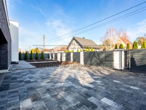 будинок за адресою Лугова вул.