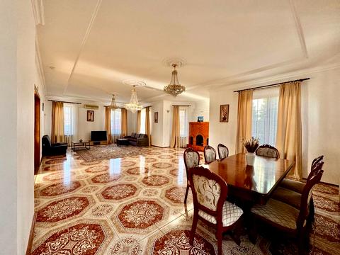 комерційна за адресою Зоряний пров., 9/2