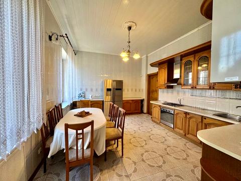 комерційна за адресою Зоряний пров., 9/2