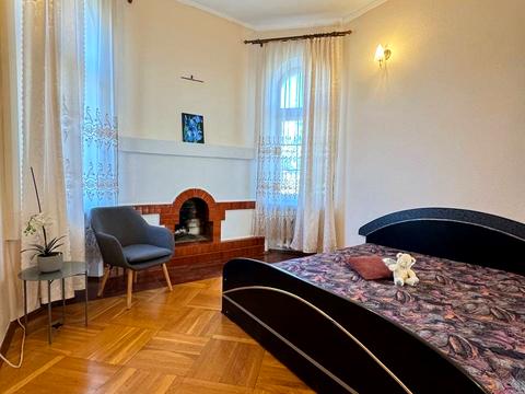 комерційна за адресою Зоряний пров., 9/2