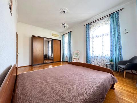 комерційна за адресою Зоряний пров., 9/2