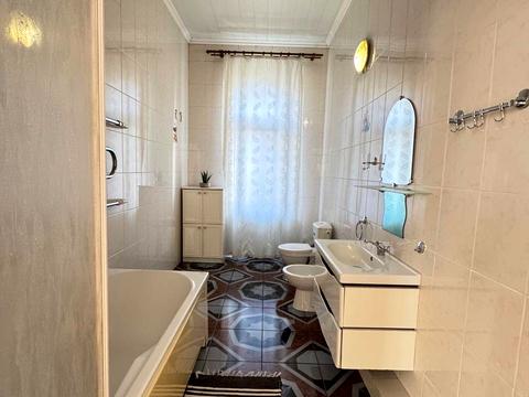 комерційна за адресою Зоряний пров., 9/2