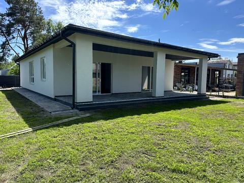 будинок за адресою с. Капітанівка, Соснова вул.