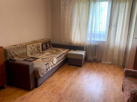 квартира за адресою Дмитра Луценка вул. (Крейсера "Аврора"), 9