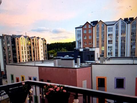 квартира по адресу Героїв Крут ул., 4