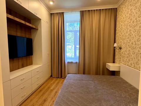 квартира за адресою Тарасівська вул., 8