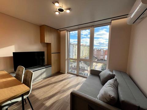 квартира за адресою Степана Бандери вул., 77-Б