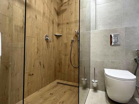 квартира за адресою Степана Бандери вул., 77-Б