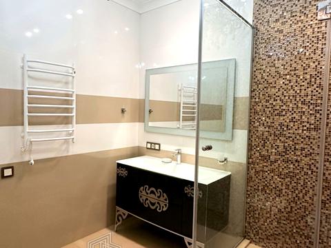 квартира за адресою Андрія Верхогляда вул. (Михайла Драгомирова), 5