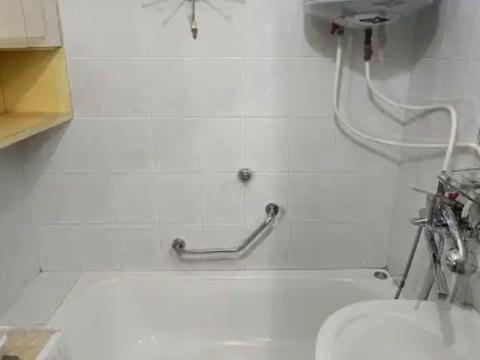 квартира по адресу Героев просп., 1