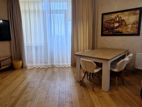 квартира за адресою Дегтярівська вул., 25а к1