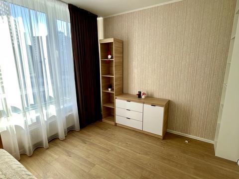 квартира за адресою Олександра Олеся вул., 10