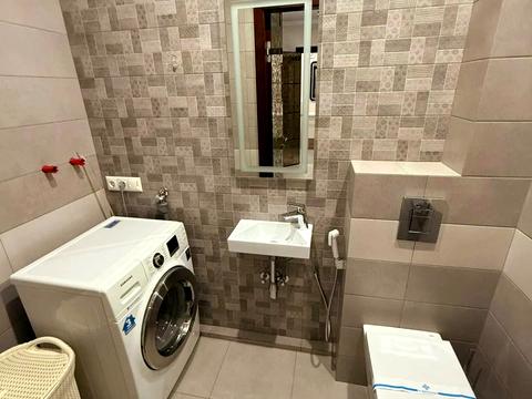 квартира по адресу Левка Лукʼяненка ул. (Василия Жуковского), 16, 18, 20, 24