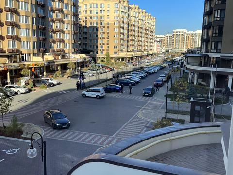 квартира за адресою Молодіжна вул., 10