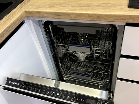 квартира за адресою Молодіжна вул., 10