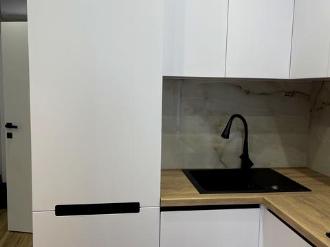 квартира за адресою Молодіжна вул., 10