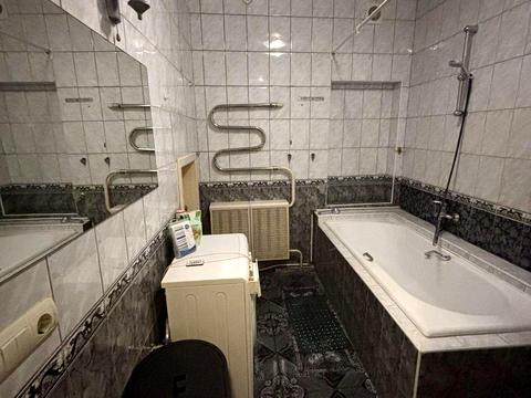 будинок за адресою Павла Загребельного вул. (Миколи Раєвського)