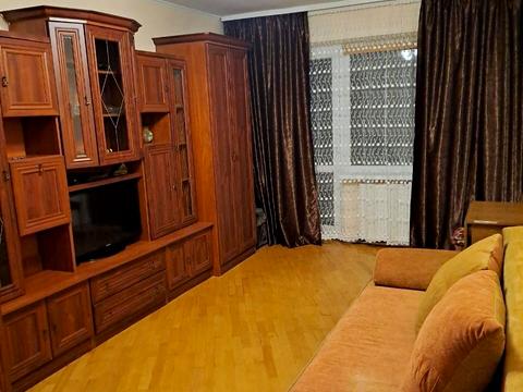 квартира за адресою Максима Залізняка вул., 8