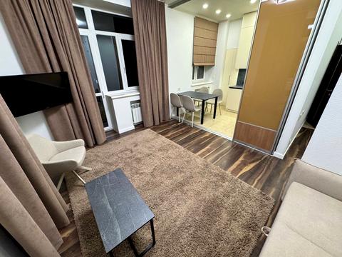 квартира по адресу Яворницкого ул., 6