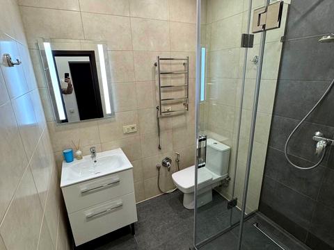 квартира по адресу Яворницкого ул., 6