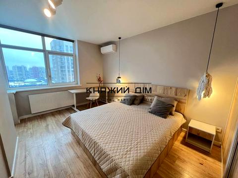 квартира по адресу Родини Крістерів ул., 20-Б