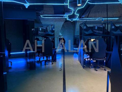 коммерческая по адресу Князей Острожских ул. (Московська), 8