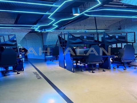 коммерческая по адресу Князей Острожских ул. (Московська), 8