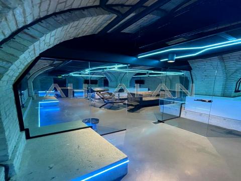 коммерческая по адресу Князей Острожских ул. (Московська), 8