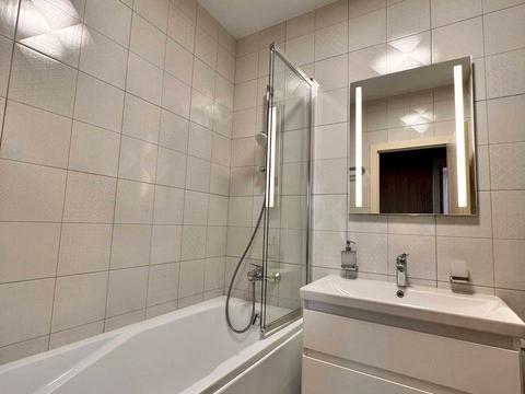 квартира за адресою Зарічна вул., 4