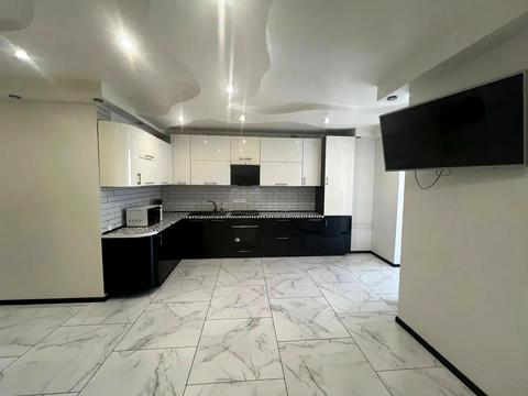 квартира по адресу Левка Лукʼяненка ул. (Василия Жуковского), 16, 18, 20, 24