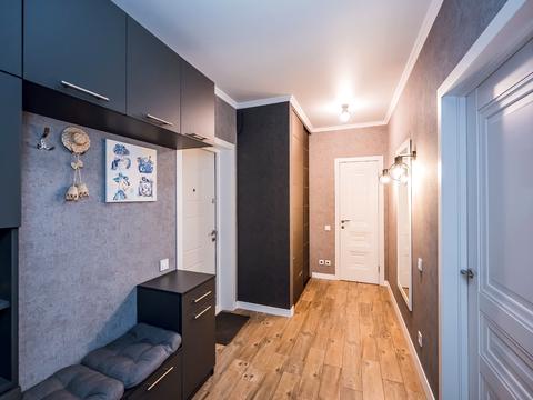 квартира по адресу Академика Глушкова просп., 9-Д